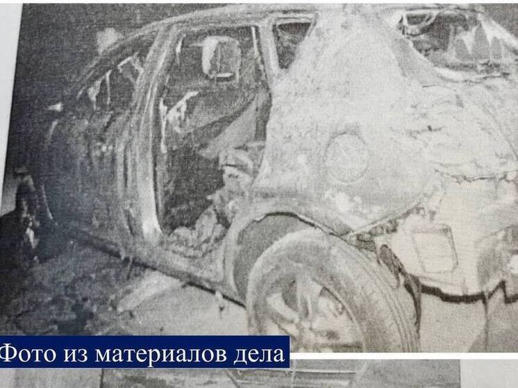 Взрыв паров краски уничтожил автомобиль в частной мастерской под Курском