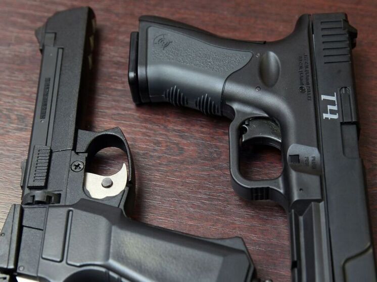 На КПП колонии в Каменске-Уральском изъяли целый арсенал оружия