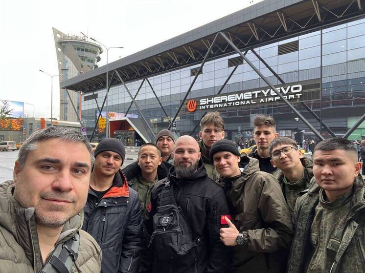 Алтайские медики и студенты отправились в прифронтовые госпитали ЛНР