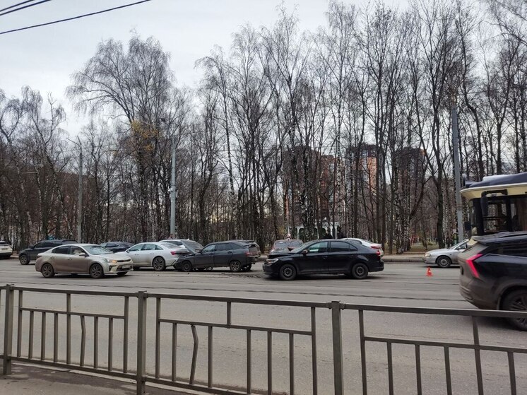 ДТП с участием 4 машин произошло на ул. Белинского в Нижнем