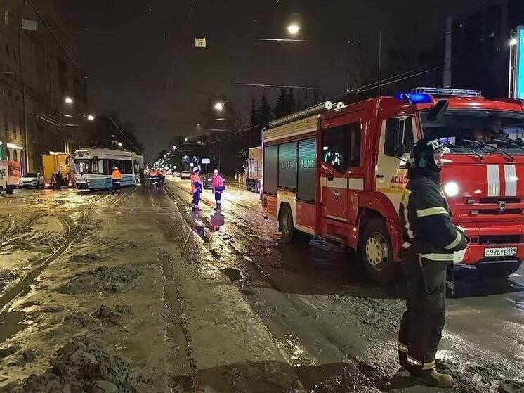 «Водоканал» будет судиться из-за ямы и поврежденных труб на Энгельса
