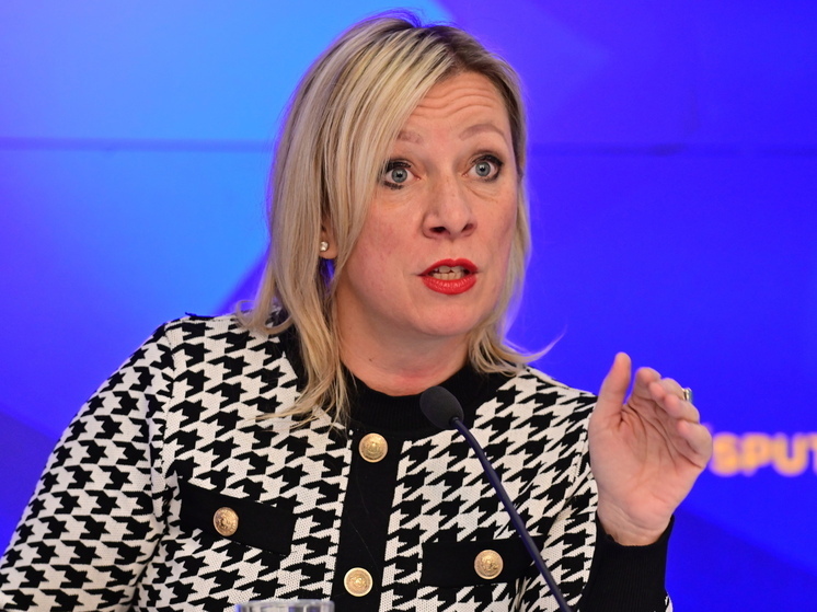 Захарова: Киев готовит новые провокации, чтобы вернуть из ЕС молодых украинцев