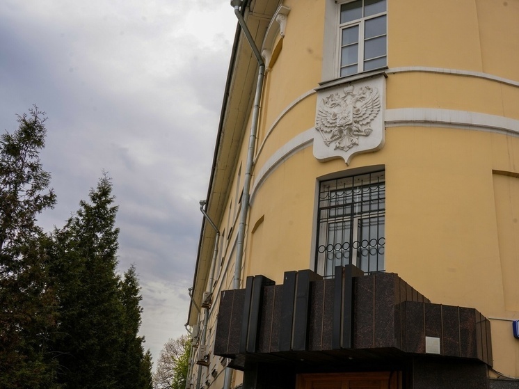 Суд приговорил алексинца к 250 часам обязательных работ за кражу ноутбука