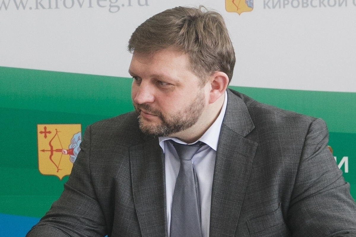 Preiskovalec Zadorin obsojen na 14 let zapora zaradi kraje 19 milijonov rubljev med preiskavo