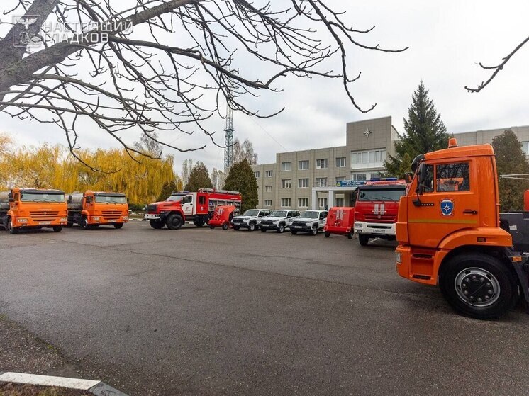 Губернатор Гладков передал новую технику белгородским пожарным