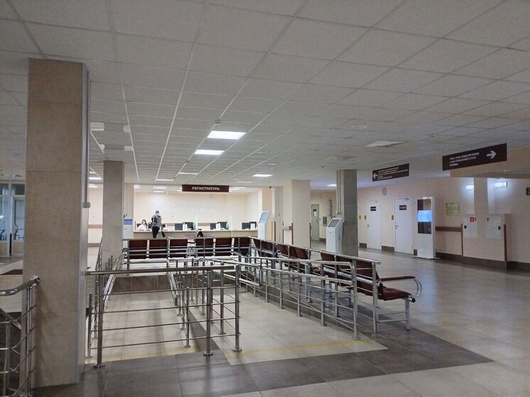 Новые специалисты приступили к работе в Боровичской ЦРБ