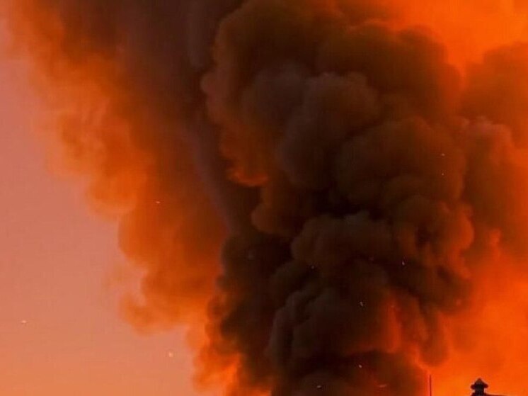 Скончался мужчина, пострадавший при пожаре в многоэтажке на Комарова в Воронеже