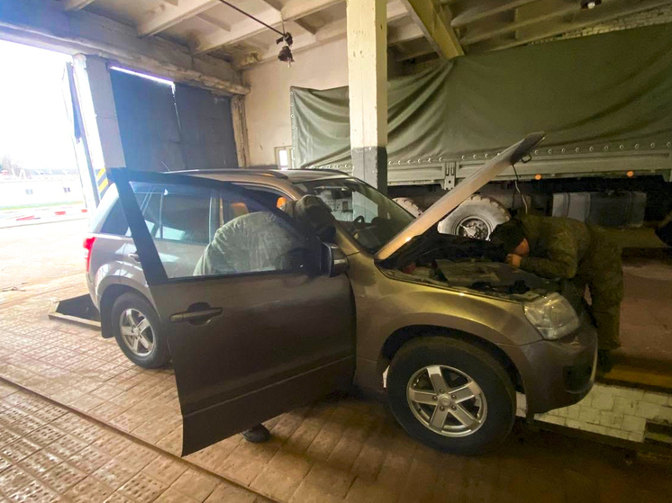 Автомобиль, пиломатериалы, антидроновую сеть отправили на фронт из Тверской области