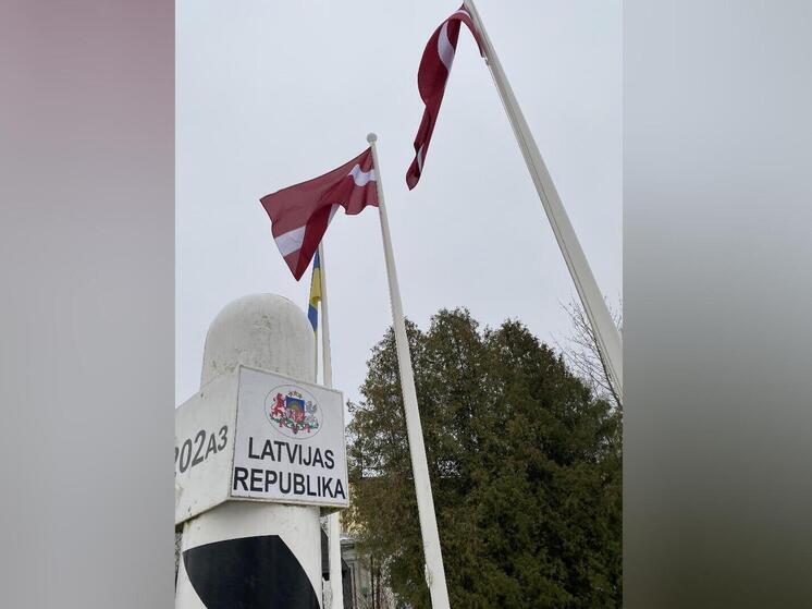 Политолог Журавлев оценил причины пограничных маневров стран Балтии и Финляндии