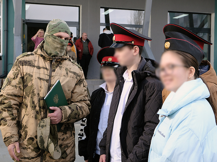 Росгвардия провела День призывника для школьников Мелитополя