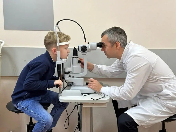 В Самаре офтальмологи восстановили зрение 10-летнему мальчику с диабетом