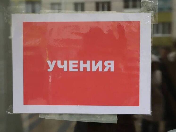 В Белгородском округе прошли учения по спасению людей из застрявших лифтов