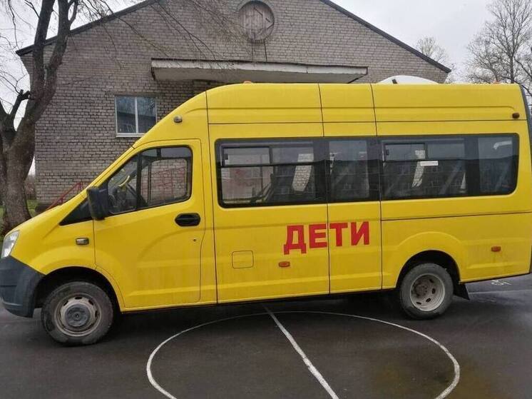 Народный фронт: дети в СНТ "Саблинское" рискуют жизнью по пути к школьному автобусу