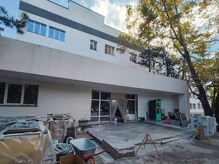 В Симферополе завершается капремонт кардиологического диспансера