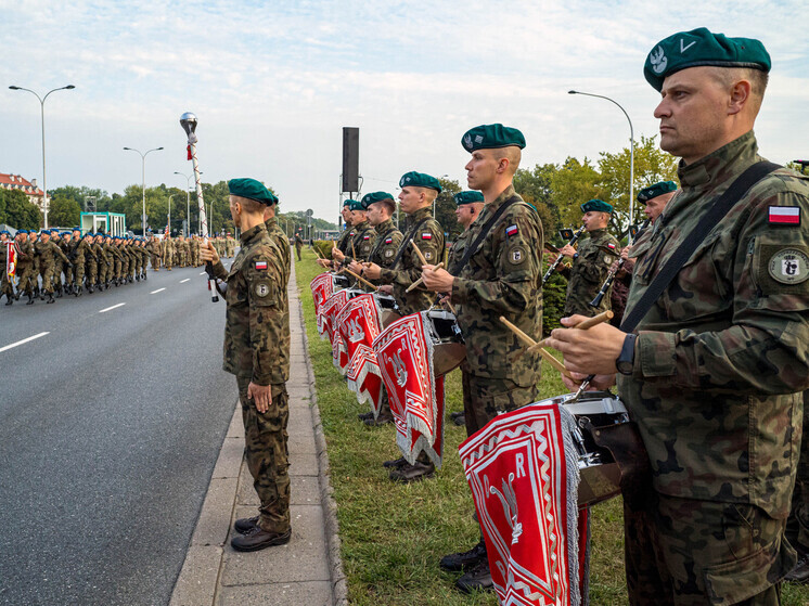Генерал Рафал Мерник: в Польше следует ввести всеобщий призыв