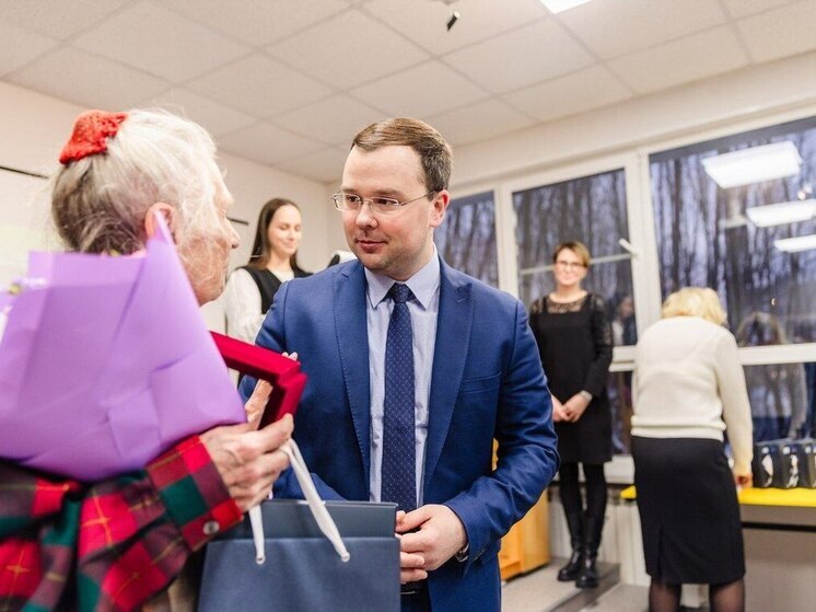 Иван Лебедев вручил медали детям войны