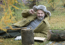 15 ноября 2025 года — день особый, когда переплетаются церковная традиция и древние народные обычаи. Православные верующие отмечают Михайловскую (или Родительскую) субботу — время особого поминовения усопших, а по народному календарю этот день известен как Житница, посвященный святым Акиндину и Пигасию, хранителям амбаров и урожая. Чтобы провести этот день правильно, стоит учитывать обе традиции.