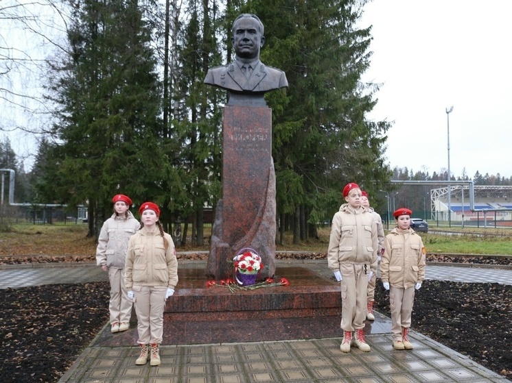 Генерал-полковник Михаил Григорьев ушел из жизни 12 ноября 1981 года в возрасте 64 лет, напоминает администрация города