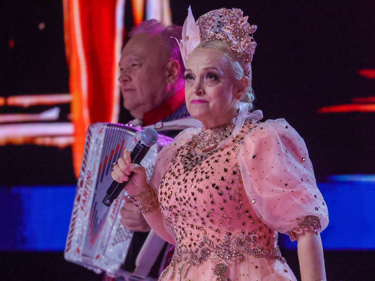 На театр певицы Кадышевой подали иск в размере 1,8 млн рублей