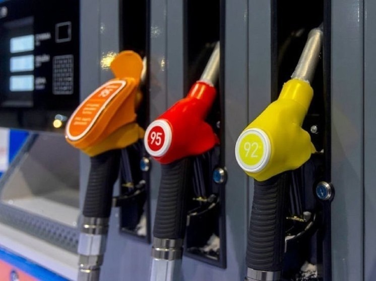 Самый дешевый в ЯНАО бензин продают в Муравленко