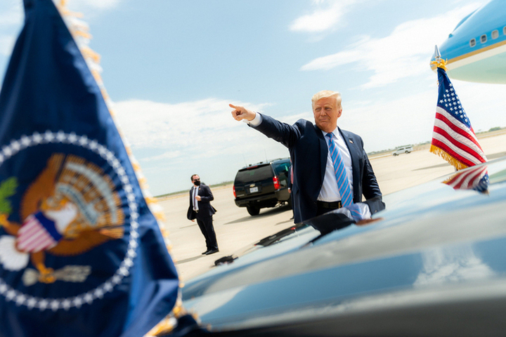 Трамп: сумма иска к Би-би-си составит не менее $5 миллиардов