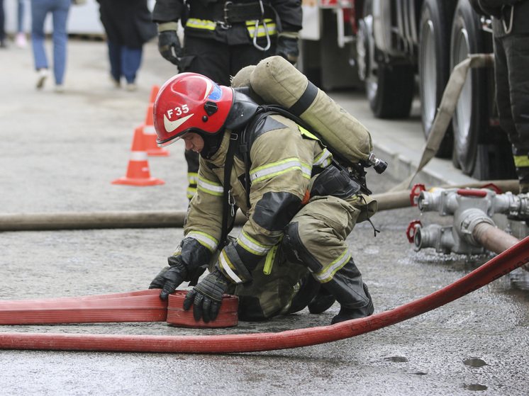 Малков: на территории предприятия под Рязанью из-за падения обломков БПЛА вспыхнул пожар