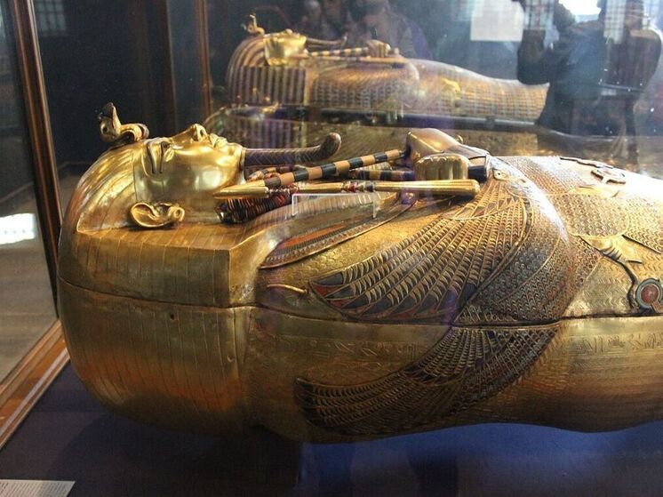 Археологам пришлось обезглавить и изуродовать мумию египетского фараона