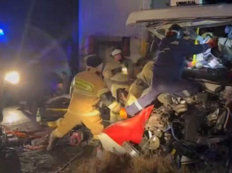 Губернатор Пермского края пообещал денежную помощь семьям погибших в аварии под Кунгуром