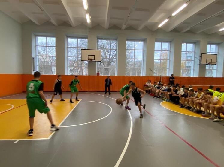 В Ставрополе определяют сильнейшие школьные команды по баскетболу и волейболу