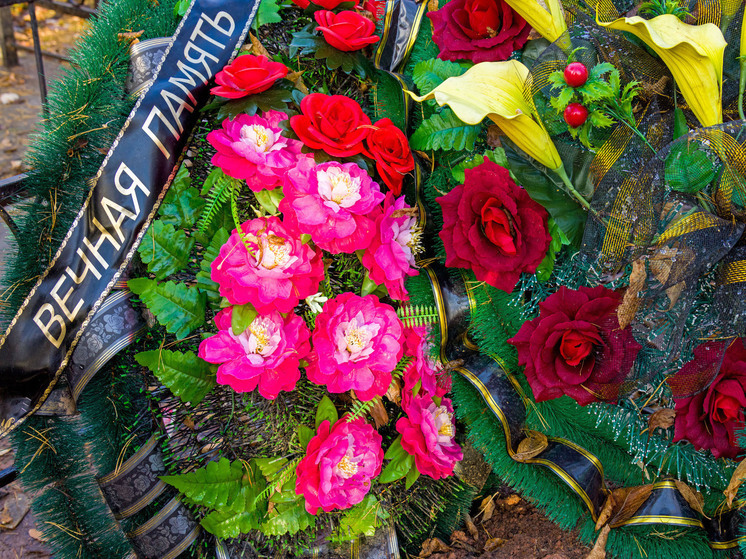  Журналисты сообщают о тайных похоронах жестоко убитой девочки в Челябинске