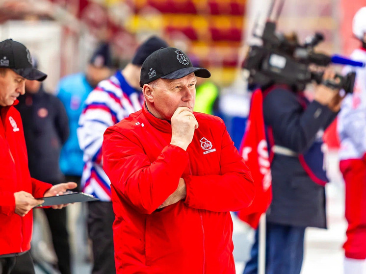 После убедительной победы над абаканскими «Саянами», в котором хабаровский СКА забил тринадцать мячей, а в ответ получил только один, в арене «Ерофей» стали готовиться к сопернику посерьезнее – финалисту Кубка России «СКА-Уральскому трубнику»