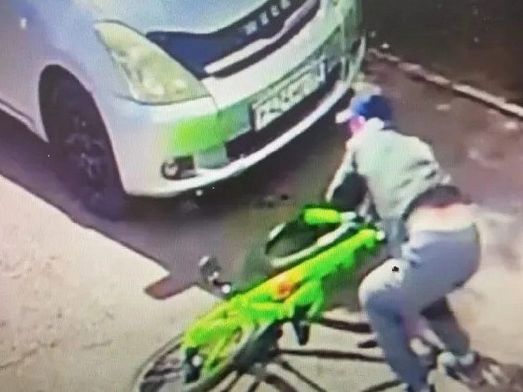 Черногорец выпустил эмоции после заседания суда, угнав иномарку и велик