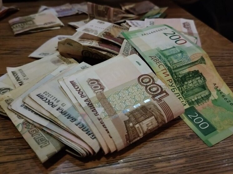 Мошенник убедил пенсионерку купить слитки золота за 1,6 млн и отдать ему