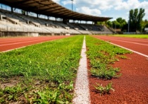 AIU 7 ноября 2025 года дисквалифицировал 12 российских легкоатлетов, включая Светлану Рогозину, на основании данных московской лаборатории (LIMS). Рогозиной, завершившей карьеру, назначено 2-летнее отстранение за употребление допинга в 2014 году — несмотря на то, что лаборатория тогда выдала отрицательные результаты. Санкции ввели из-за расследования на основе печально известных докладов Макларена. Признание вины позволило спортсменке избежать увеличения срока до 4 лет.