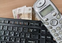 В Бийске 57-летний местный житель хотел увеличить капитал, но стал жертвой аферистов. Злоумышленники, прикинувшись симпатичной девушкой, познакомились в интернете с потерпевшим и выманили у него более восьми миллионов рублей. 