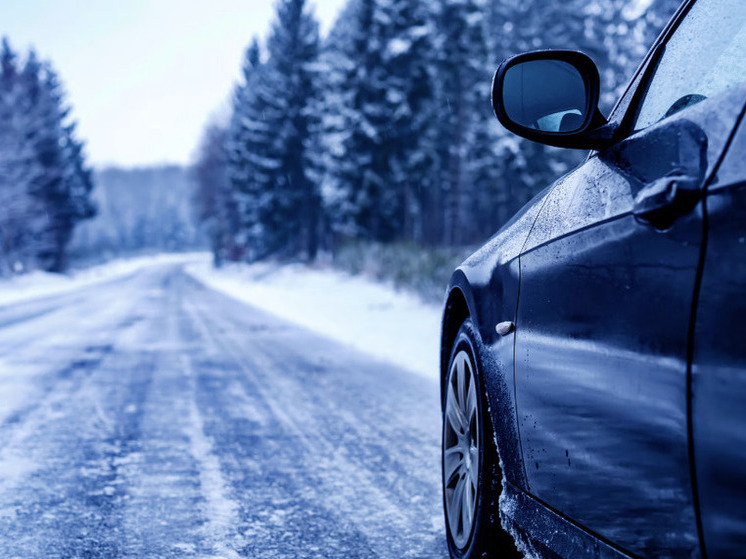 В Самаре и области объявлен жёлтый уровень опасности из-за ветра и гололедицы