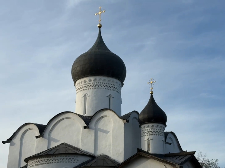 Экскурсия по сердцу древнего города Пскова прошла для псковских судей