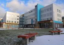 Губернатор Вологодской области посетил сегодня Череповец с рабочим визитом, в рамках которого осмотрел ход работ на нескольких социально значимых объектах города.