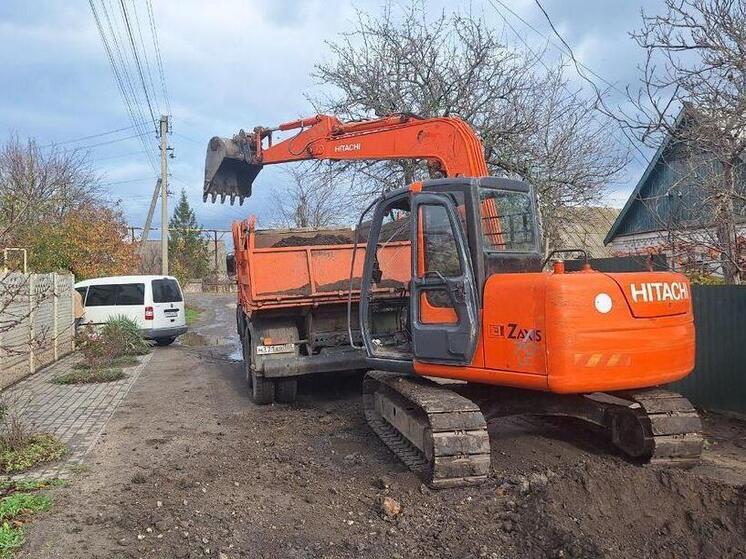 Специалисты из Архангельской области завершают ремонт водопровода на улице Речной в Мелитополе