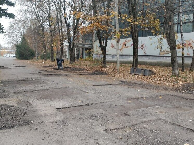В Ессентуках стартовал дополнительный этап ямочного ремонта дорог