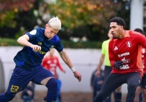 Футбольный клуб «Сочи», занимающий после 15-ти туров 15-е место в турнирной таблице РПЛ, на своей базе в международном контрольном матче разгромил сборную Перу, которая готовится к товарищеской встрече с чилийцами, со счетом 5:1.