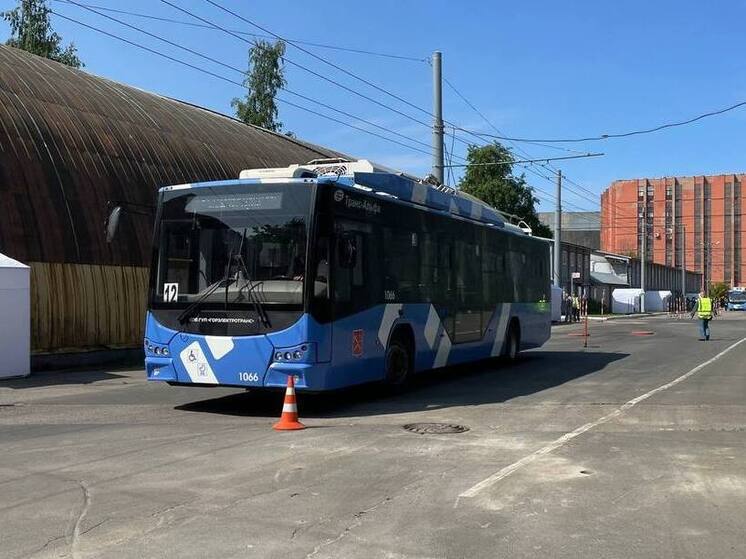 Петербуржцы проехали 5,5 миллиона раз на троллейбусах с автономным ходом