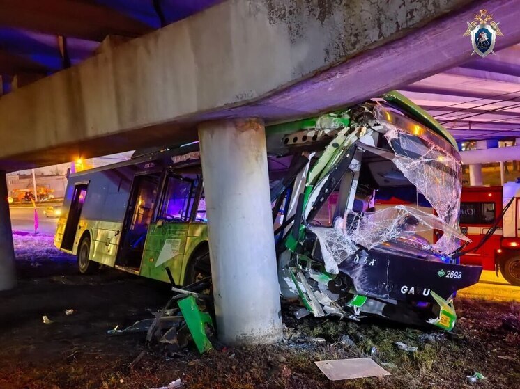 После аварии с пассажирским автобусом в Челябинске возбуждено уголовное дело