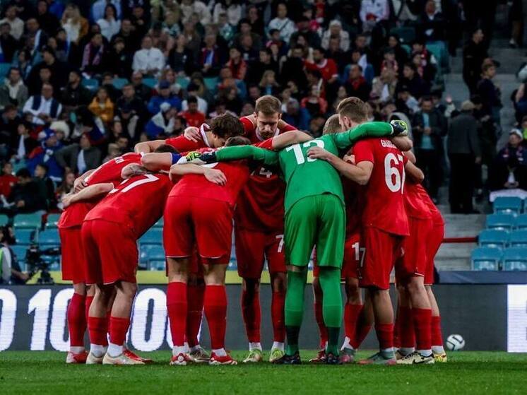 Сборная России уступила Чили в Сочи, прервав беспроигрышную серию