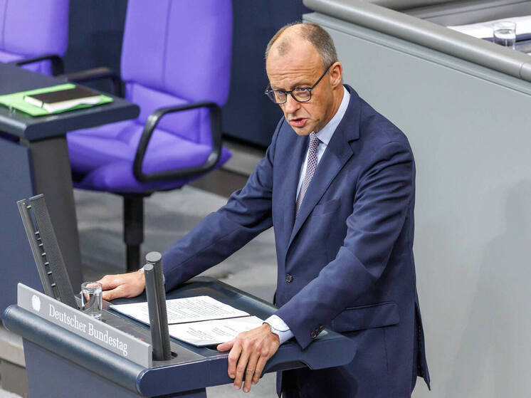 Bloomberg: Мерца из-за потери терпения немцами может ждать скорая отставка