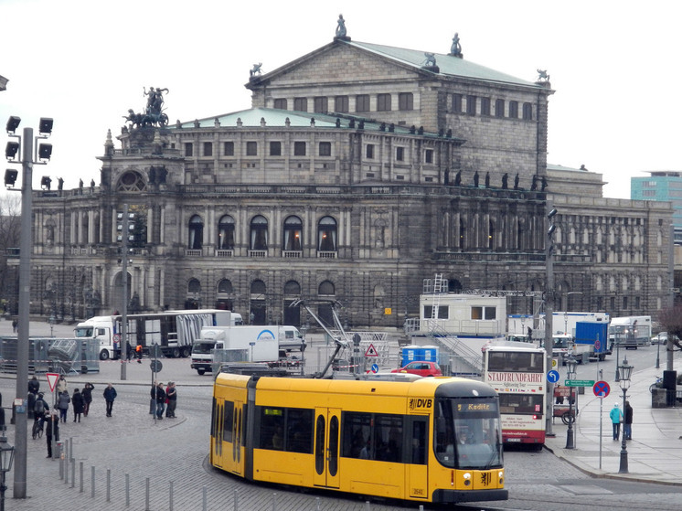 Нимайер: немцы гневят политику Берлина и ЕС за выпад против России