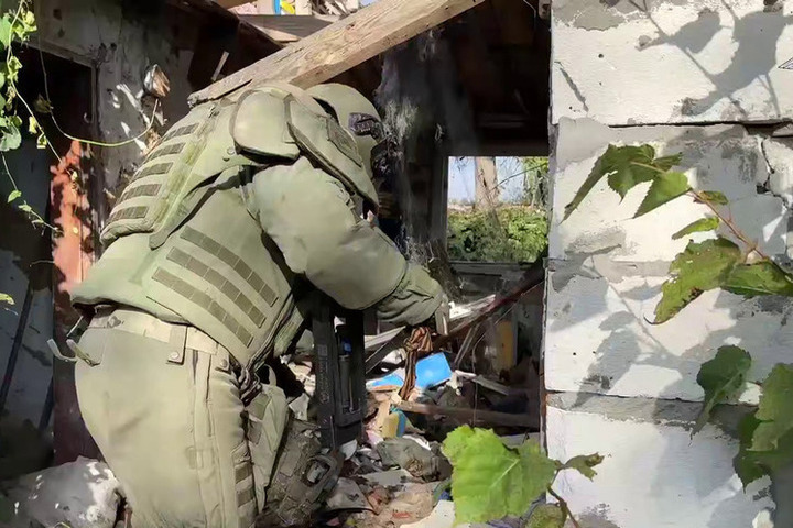 Саперы готовятся к разминированию в Волгограде после атаки дронов