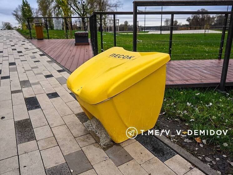 Белгородцев предупредили о гололедице в воскресенье