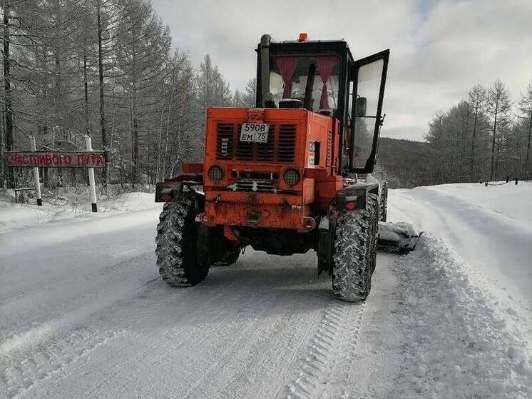 Снег прошёл в 26 округах Забайкалья, в 17 из них ещё продолжается