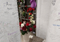 На тихих, тенистых аллеях Введенского кладбища в Москве есть одно место, которое никогда не бывает безлюдным